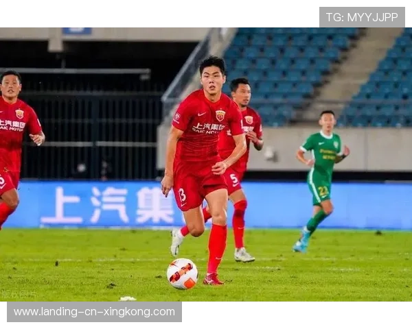 浙江队边路强突连续奏效,打得非常有侵略性 浙江队边路强突连续奏效,打得非常有侵略性