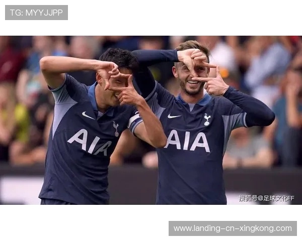 伯恩利福斯特脚下处理更稳健,短传配合极清晰