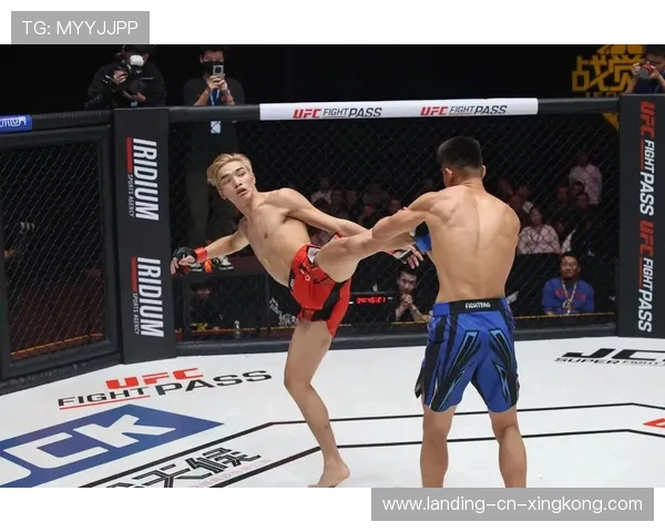 MMA选手赛后直播泪崩，终究难掩伤痛背后的故事