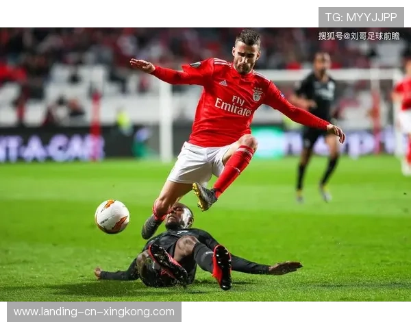 本菲卡研究德布劳内式控场节奏：足球智慧的完美演绎